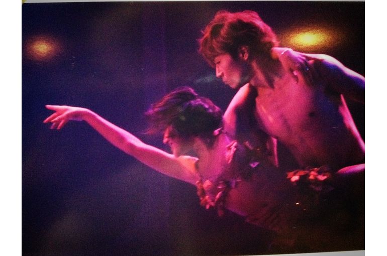 ダンスリフトする男女